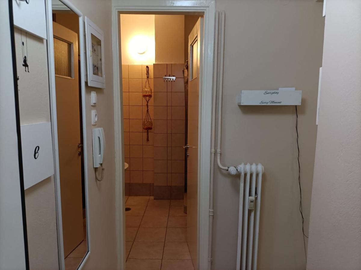 Urban Studio Apartment Athens Exterior photo