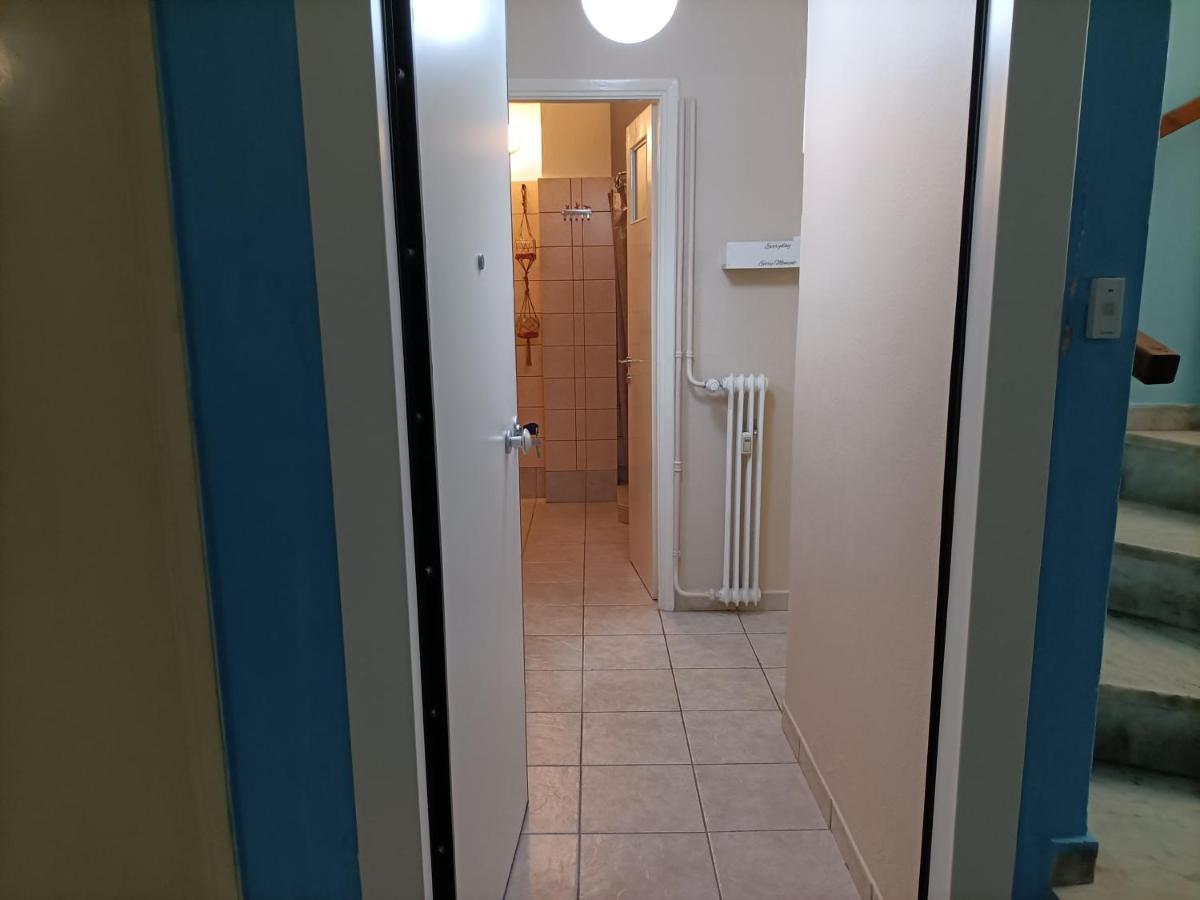 Urban Studio Apartment Athens Exterior photo